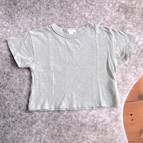 J.Crew Crewcuts Girls’ Frayed Denim Short and Tie Dye Short Sleeve Tee Bundle - Picture 9 of 11